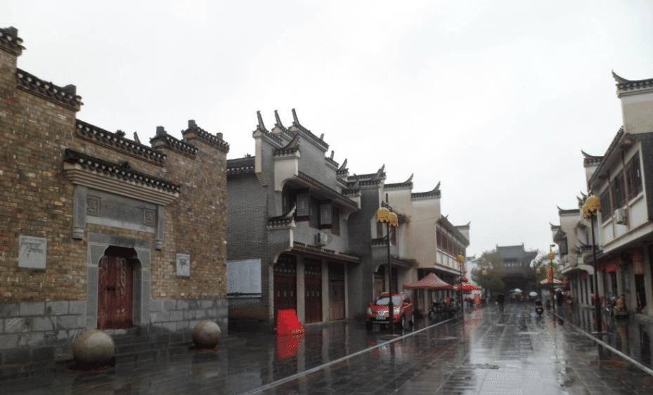 当一个女生说她什么时候不帅的时候怎么回复？
